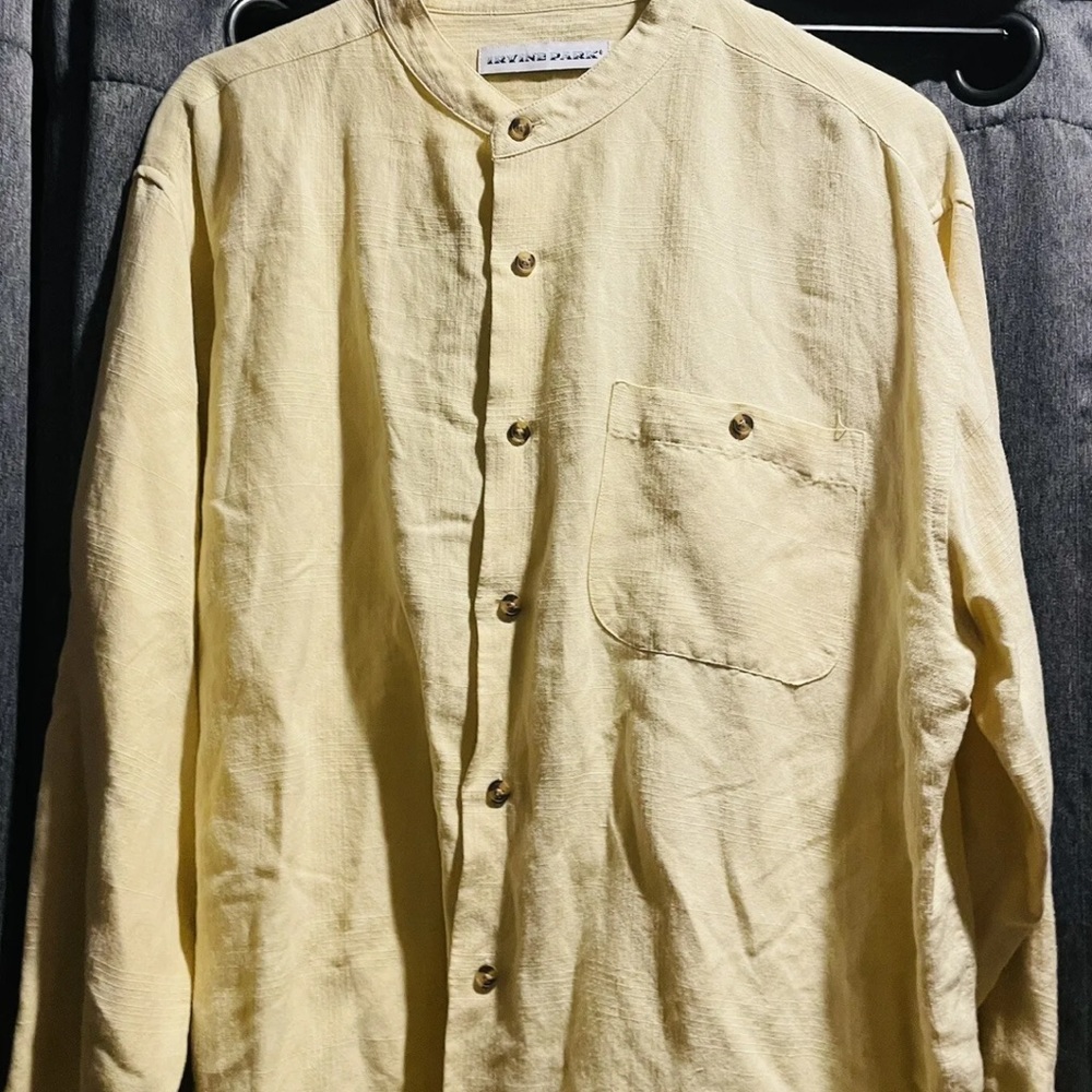 Irvine Park Men’s Sz Large Linen Collarless button front Banana Yellow EUC
